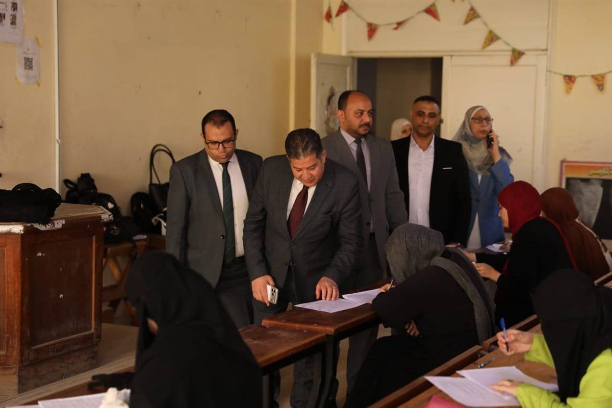جانب من متابعة نائب رئيس جامعة الأزهر للامتحانات 