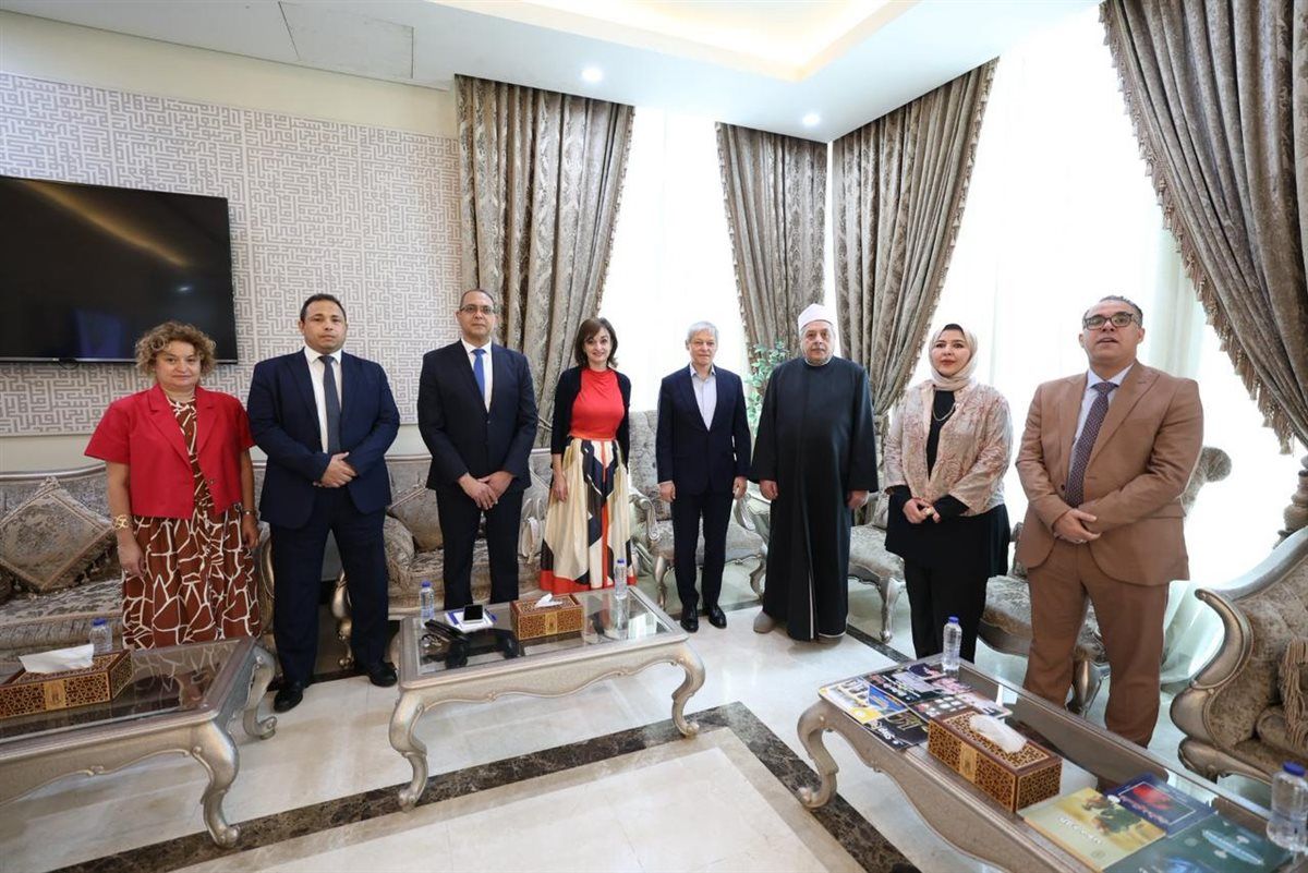 أيمن عبدالغني يستقبل المرشح الروماني لمنصب الأمين العام للمنظمة الدولية للفرنكوفونية 