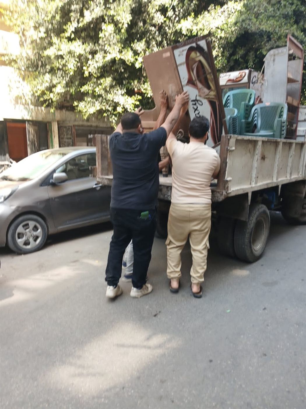 جولة لمحافظ الجيزة ببولاق والعمرانية والطالبية والهرم لمتابعة حالة الإشغالات