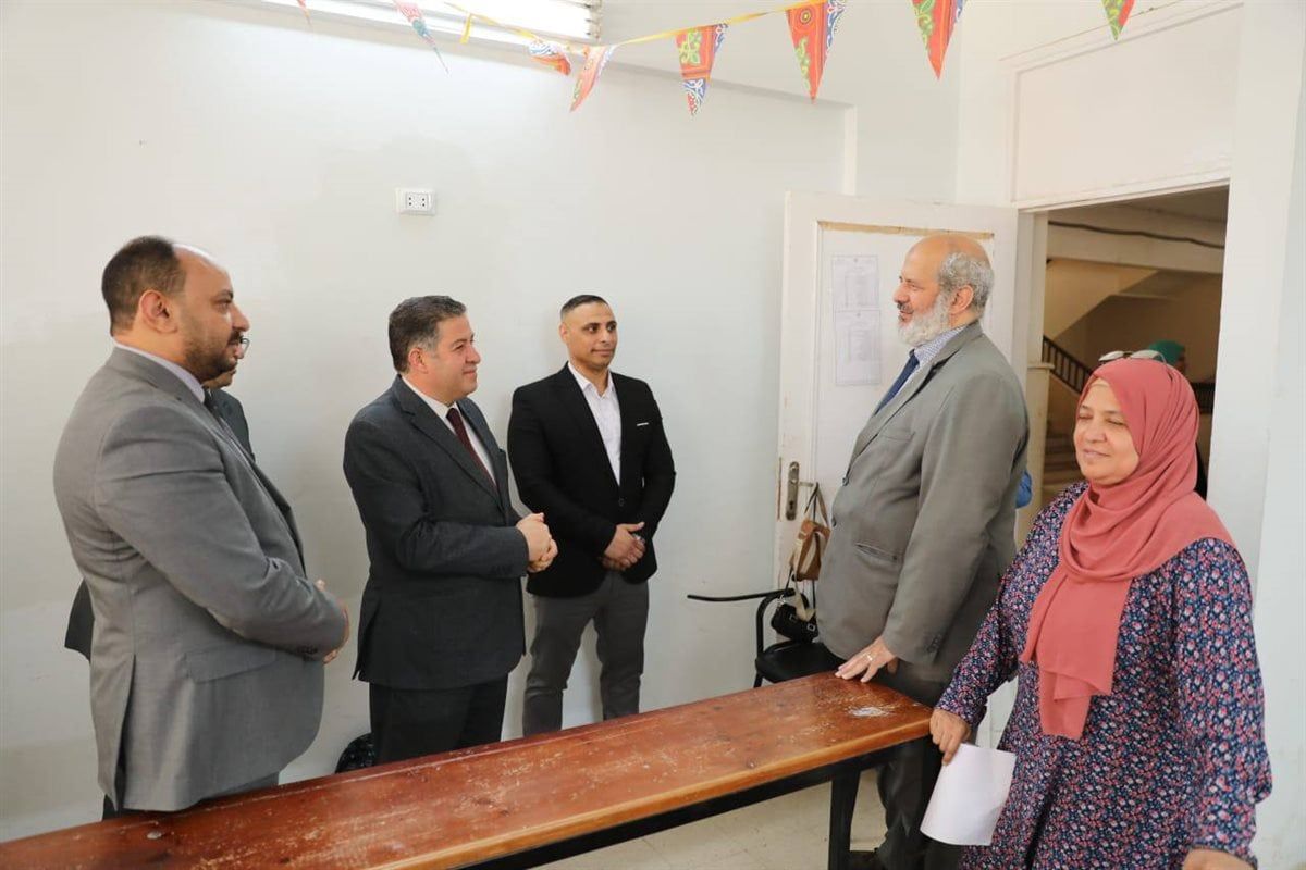 جانب من متابعة نائب رئيس جامعة الأزهر للامتحانات 