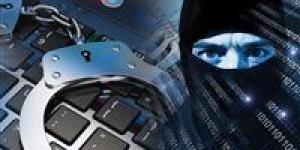 عقوبات مشددة للنصب الإلكتروني.. القانون يواجه جرائم الإنترنت بالحبس والغرامات الكبيرة - أقرأ 24