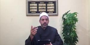 هل يجوز وضع المكياج والخروج به؟.. أمين الفتوى يوضح - أقرأ 24