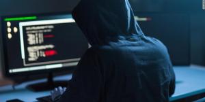 نصوص وعقوبات تهكير حسابات التواصل الاجتماعي - أقرأ 24