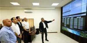 رئيس الوزراء يتفقد مركز تحكم غرب التابع لشركة الإسكندرية لتوزيع الكهرباء -  أقرأ 24
