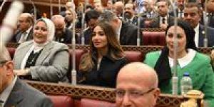 النائبة إنجي نصيف تطالب بتوسيع مظلة الحماية الاجتماعية وزيادة مخصصات التعليم والصحة بالموازنة الجديدة -  أقرأ 24