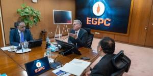 وزير البترول يشيد بارتفاع إنتاج الزيت الخام إلى أكثر من 540 ألف برميل يوميًا - أقرأ 24