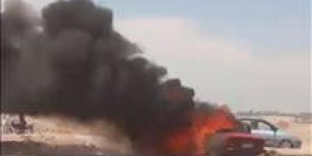 ماس كهربائي يشعل سيارة ملاكي بطريق بني سويف - الفيوم الجديد.. والحماية المدنية تتدخل - أقرأ 24