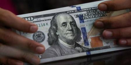 استقرار الدولار وسط ترقب الأسواق لتوترات الشرق الأوسط - أقرأ 24