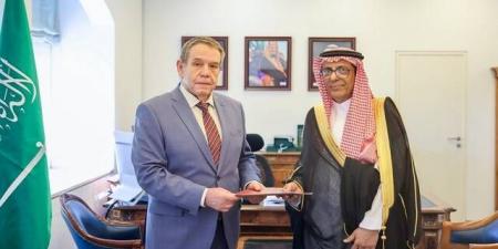 لافروف يبعث برسالة إلى وزير الخارجية حول العلاقات الثنائية والقضايا الدولية - أقرأ 24