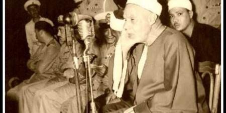 عبد الفتاح الشعشاعي.. أول من رتل القرآن بمكبرات الصوت في الحرمين - أقرأ 24