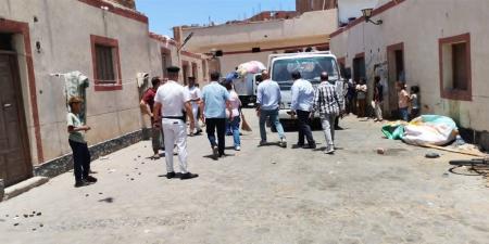 ضبط اسطوانات اكسجين وموازين بمخزن خردة شمال الغردقة - أقرأ 24
