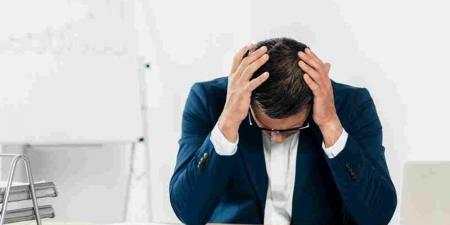 كيف يدمّر الضغط النفسي صحة البشرة دون أن تلاحظ؟ - أقرأ 24