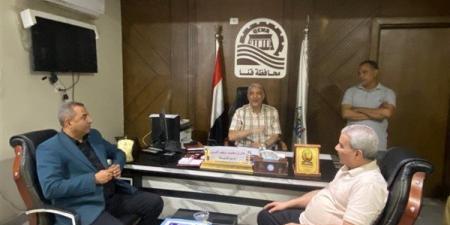 تعليم قنا تعقد اول اجتماع لغرفة عمليات إمتحانات الشهادة الاعدادية بقنا - أقرأ 24