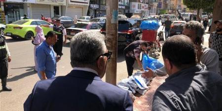 محافظ الدقهلية يتابع  حالة الإشغالات ومستوى النظافة بغرب المنصورة - أقرأ 24