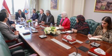 وزير الصحة يبحث مع شركات عالمية رفع كفاءة المنشآت الطبية وقدراتها الاستيعابية - أقرأ 24