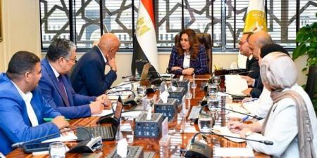وزيرة التنمية تلتقي ممثلي جمعية المحافظة على البيئة بالغردقة (هيبكا) - أقرأ 24