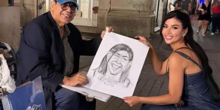 "أبقي أرميها".. كارولين عزمي تسخر من شخص رسم لها بورتريه - أقرأ 24