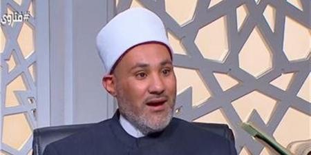 هل يجوز أخذ جزء من أرباح تجارة الأب دون علمه؟.. أمين الفتوى يجيب - أقرأ 24
