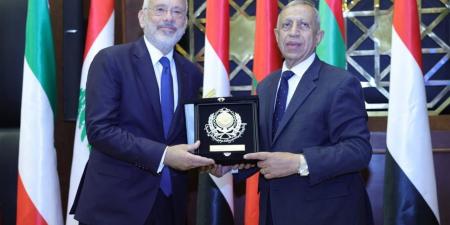 رئيس الأكاديمية العربية للعلوم والتكنولوجيا والنقل البحري يستقبل سفير اليونان - أقرأ 24