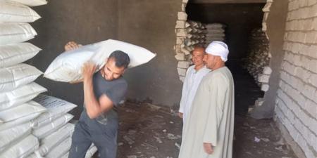 متابعة ميدانية لصرف الأسمدة عبر كارت الفلاح في 8 مراكز بمحافظة الجيزة - أقرأ 24