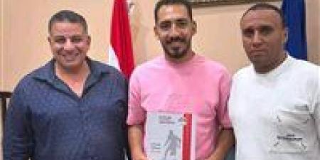 القناة يبدأ صفقات الموسم الجديد بضم إبراهيم سامي مدافع سموحة 3 مواسم -  أقرأ 24