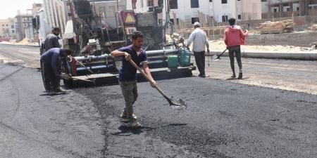 رئيس جهاز القاهرة الجديدة يتفقد مشروع بيت الوطن بالتجمع الرابع (صور) - أقرأ 24