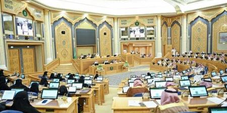 عضو بالشورى يطالب بدراسة التوسع في استخدام الطاقة الشمسية بالمنازل والمنشآت - أقرأ 24
