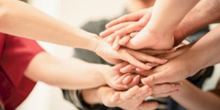 أسرار التواصل الناجح.. عادات تساعدك على كسب ثقة الآخرين - أقرأ 24
