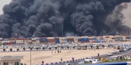 إعلام إيراني: سماع دوي عدة انفجارات في بندر عباس قرب المطار وقاعدة جوية - أقرأ 24