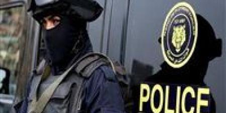 فيديو قديم يشعل الجدل.. الداخلية تكشف تلاعب الإخوان في واقعة سرقة غطاء صرف بأسيوط - أقرأ 24
