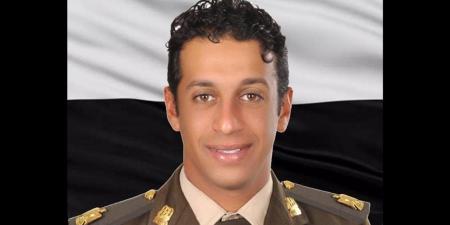 احترافية في التعامل مع العبوات الناسفة.. البطل مقدم شهيد أيمن عبد الحميد (فيديو) - أقرأ 24