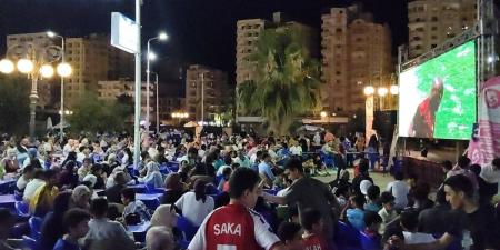 شاشات البحيرة ترفع شعار "كامل العدد".. زحام جماهيري بالمقاهي والأندية ترقبًا لمباراة مصر وبلجيكا - أقرأ 24