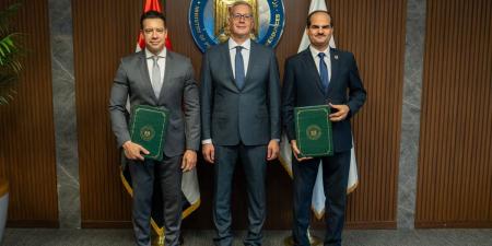 وزير البترول يوقع اتفاقيات مع هاربور وإيني لتحفيز الاستثمارات وزيادة إنتاج الغاز - أقرأ 24