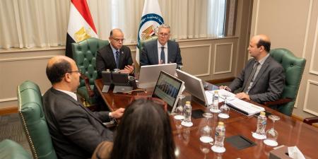 وزير الاستثمار: دعم تنافسية الاقتصاد وقطاع البترول كركيزة لجذب الاستثمارات - أقرأ 24