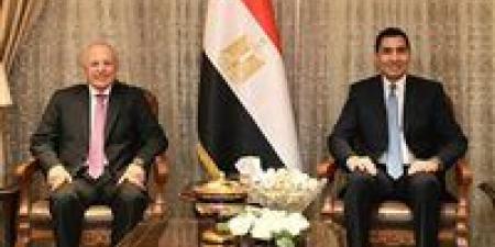 هاني أبو ريدة يهنئ جوهر نبيل بانتخابه رئيسًا للجنة الحكومية الدولية للتربية البدنية والرياضة باليونسكو - أقرأ 24