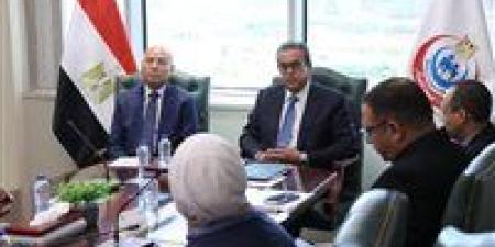 وزير الصحة ومحافظ القاهرة يبحثان تعزيز التعاون لتطوير الخدمات الطبية بالعاصمة - أقرأ 24