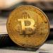 البيتكوين يهبط إلى 61 ألف دولار مع توترات الشرق الأوسط - أقرأ 24