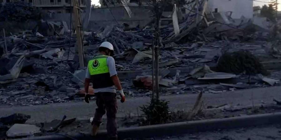 عاجل.. خلال 15 دقيقة.. إسرائيل تستهدف محيط مستشفى نبيه بري مرتين - أقرأ 24