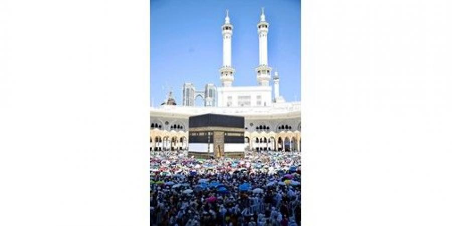 ضيوف الرحمن يؤدون طواف الوداع في ختام مناسك الحج