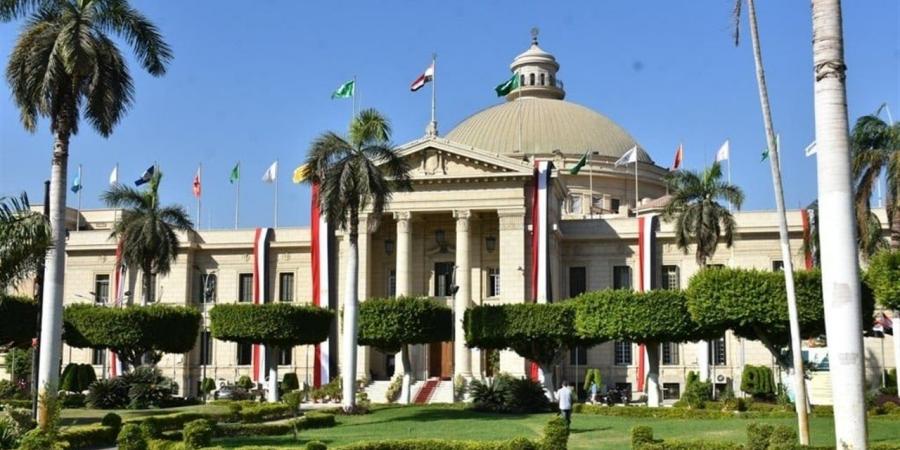 مصر تضم 129 جامعة.. استعراض استراتيجية التعليم العالي أمام الرئيس السيسي - أقرأ 24