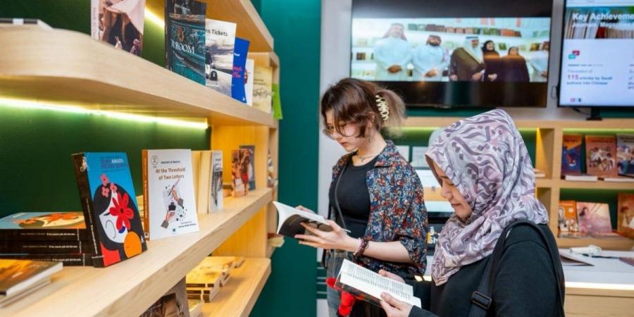 "ترجِم" والقصص المصورة السعودية تجذب زوار معرض كوالالمبور للكتاب