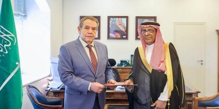 لافروف يبعث برسالة إلى وزير الخارجية حول العلاقات الثنائية والقضايا الدولية - أقرأ 24