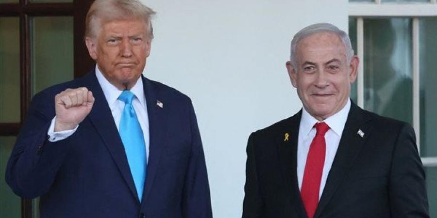 "مجنون وناكر للجميل".. ترامب يكيل السباب لـ نتنياهو - أقرأ 24