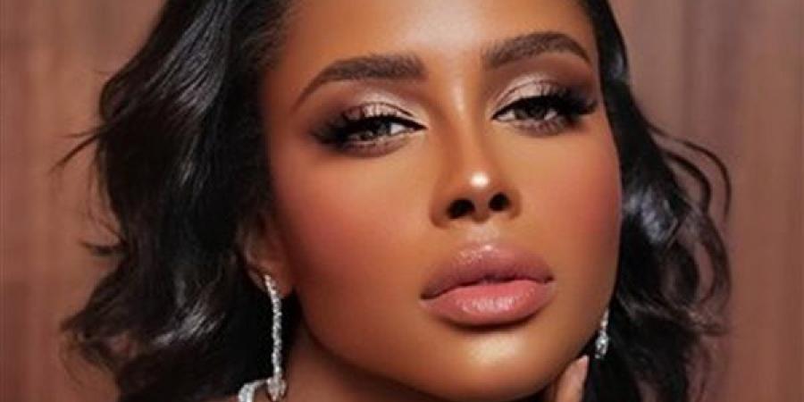 السعودية داليا مبارك تستعد لمشروع فني يجمعها بالمغنية الفرنسية Hélène Ségara - أقرأ 24