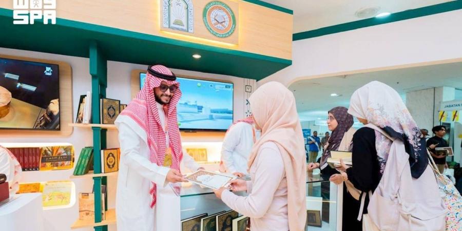 «الشؤون الإسلامية» تبرز عنايتها بالقرآن الكريم وخدماتها الرقمية