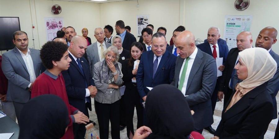 وفد حكومي رفيع المستوى يتفقد معهد الكوزن المصري الياباني ويشيد بتجربته التعليمية المتميزة - أقرأ 24