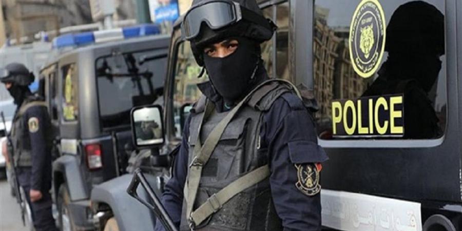 الداخلية تضبط طالب بالشرقية لاتهامه باستدراج فتيات وتصويرهن داخل شقته - أقرأ 24