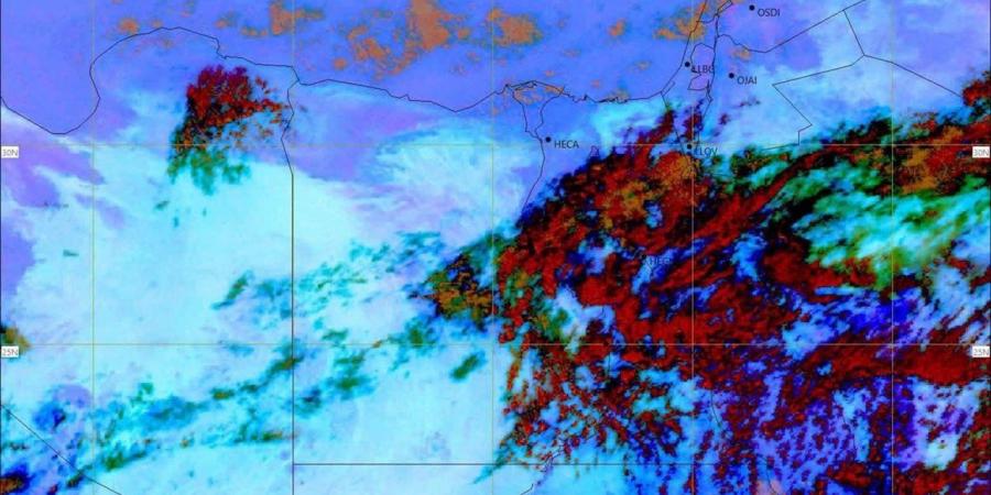 "الأرصاد": أمطار خفيفة وانحسار الأتربة خلال ساعات (فيديو) - أقرأ 24