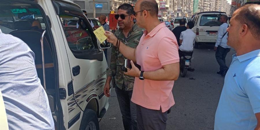 محافظ الجيزة: ضبط ٤٠١ مخالفة سرفيس وفض موقف عشوائى بميدان الجيزة وأخر بالمنيب - أقرأ 24