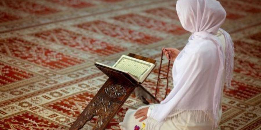 حكم قراءة القرآن ومس المصحف ودخول المسجد للحائض - أقرأ 24